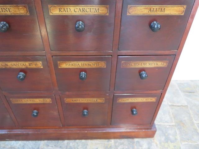 A mahogany 25 drawer chemists/shop cabinet made by a local craftsman to a high standard - Height - Image 7 of 7