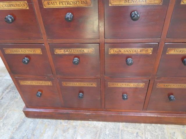 A mahogany 25 drawer chemists/shop cabinet made by a local craftsman to a high standard - Height - Image 6 of 7