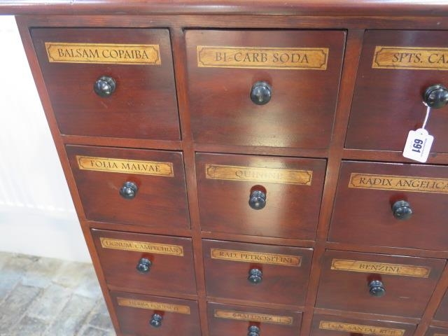 A mahogany 25 drawer chemists/shop cabinet made by a local craftsman to a high standard - Height - Image 5 of 7