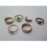 Five 9ct yellow gold rings sizes G to P - one missing two pearls - and a part 9ct ring - total