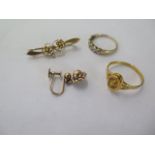 A 9ct gold ring size M, a 9ct gold brooch with metal pin and a pair of earrings - total weight