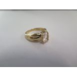 A 14ct yellow gold morganite ring size K - approx weight 3.7 grams - in good condition