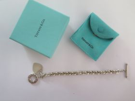 A Tiffany & Co 925 silver watch chain Heart tag bracelet - Length 20cm - approx weight 38 grams -
