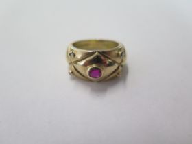 A 14ct yellow gold ring size J - approx weight 6.8 grams - marked 14 to shank - generally good