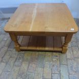 An oak coffee table 49 cm tall 90 x 91