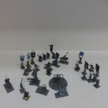 A collection of 252 Lord of the Rings/Fantasy/Wargaming metal/plastic figures - 58 half Orcs, 63