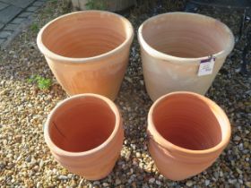 A pair of Apta terracotta garden planters - Height 40cm and a smaller pair - Height 31cm - RRP £99.