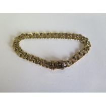 A 14ct yellow gold 19.5cm bracelet - approx weight 18.2 grams - clasp good, small wear, otherwise