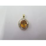 A 14ct 585 yellow gold pendant - Height 2.5cm - approx weight 5 grams - in good condition