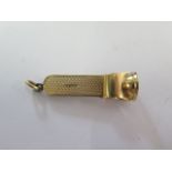 An 18ct yellow gold cased cigar cutter with sprung metal blade - Length 5cm - total weight approx