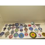 A collection of 30 motoring/car badges including a 1933 Norman Cross Motor Club badge - enamel