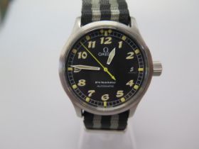 An Omega Military Dynamic Automatic stainless steel wristwatch with black dial and date - 36mm