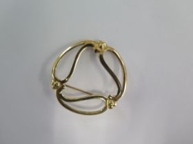 A 9ct yellow gold Ola Gorie brooch - Diameter 3.5cm - approx weight 4.7 grams