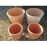 A pair of Apta terracotta garden planters - Height 40cm and a smaller pair - Height 31cm - RRP £99.