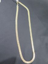 A 9ct yellow gold necklace (unmarked but tested) - approx 46cm - weight approx 13.4 grams