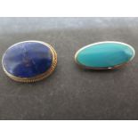 Two 9ct yellow gold brooches with Lapis Lazuli and turquoise - approx 2.8cm and 3.1cm