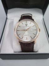 A Louis de Valois gents automatic wristwatch - 25 jewel movement, rose gold coloured case approx