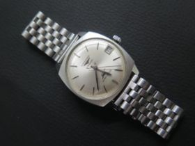 A gents Longines Ultra-Chron Automatic steel cased wristwatch - good overall condition, working in