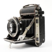 A Plaubel Roll Op II Rangefinder camera - Anticomar F2.8/7.5cm - C:1935-40 - Shutter OK - ERC case