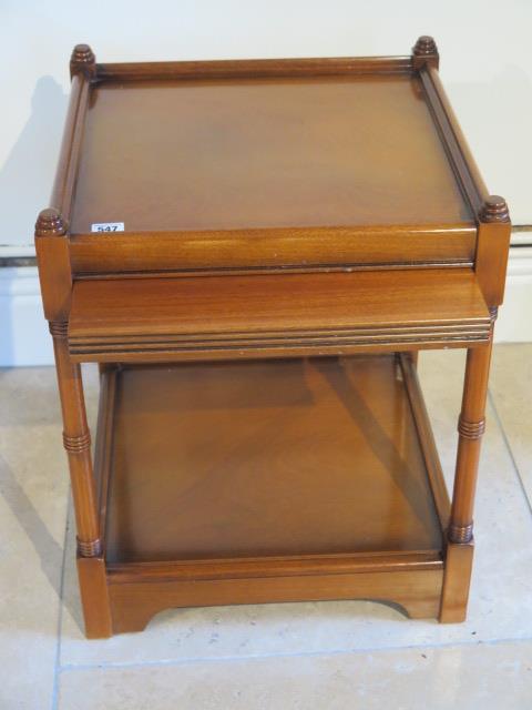 A yew veneer side table - 44cm x 44cm top