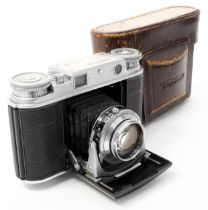 A Voigtlander Vito III Rangefinder camera - Ultron F2/50 - C:1951 - Slow speeds sticky