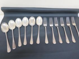 A set of silver rat tail table spoons, Thomas Bradbury & Sons, Sheffield 1921 - each approx 21.5cm -