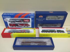 Five boxed models including Locomotion Virgin 125, Bachman Branchline 32-395, Bachman Windhoff