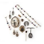 λ A group of jewellery including a mourning pendant, comprising: a large mourning jewel, early