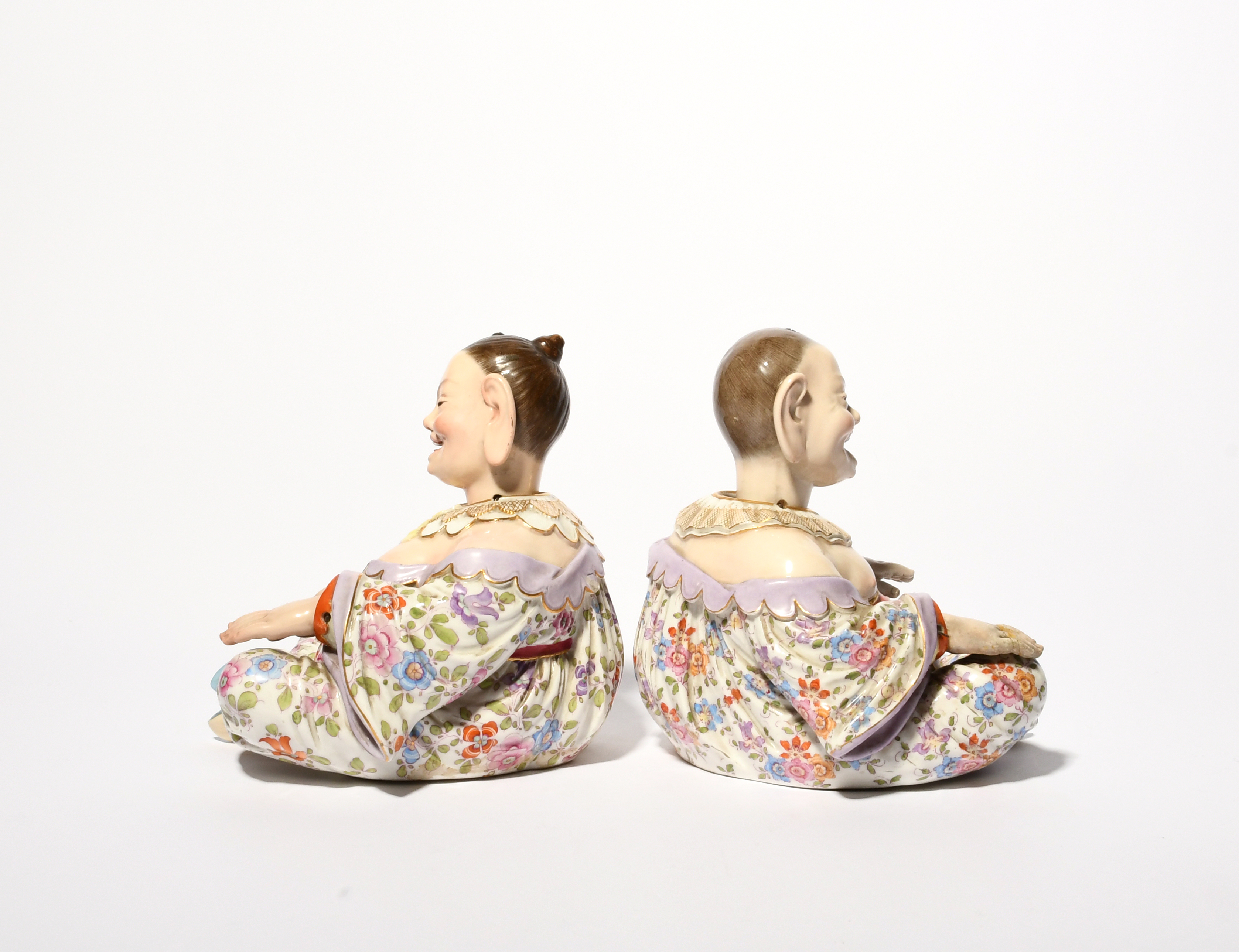 Two Meissen pagoda figures, late 19th/20th century, modelled as a Chinaman and his female companion, - Image 4 of 6