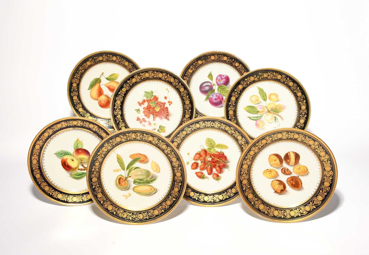 Eight de Foësy (Paris) porcelain fruit plates, 1st half 19th century, painted to the wells with