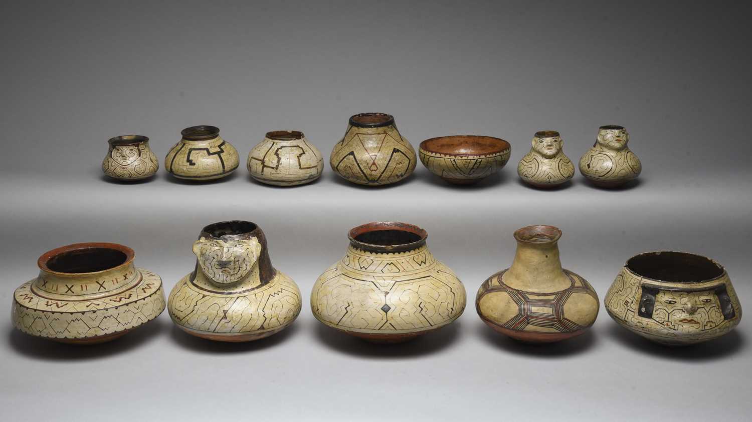 Twelve Shibipo vessels