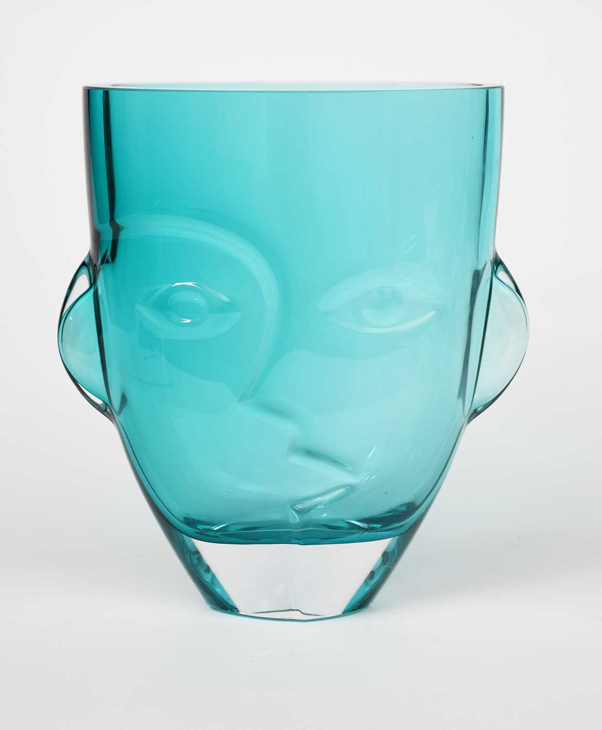 Marty Rytkonen An Orrefors limited edition glass vase designed by Martti Rytkonen ...