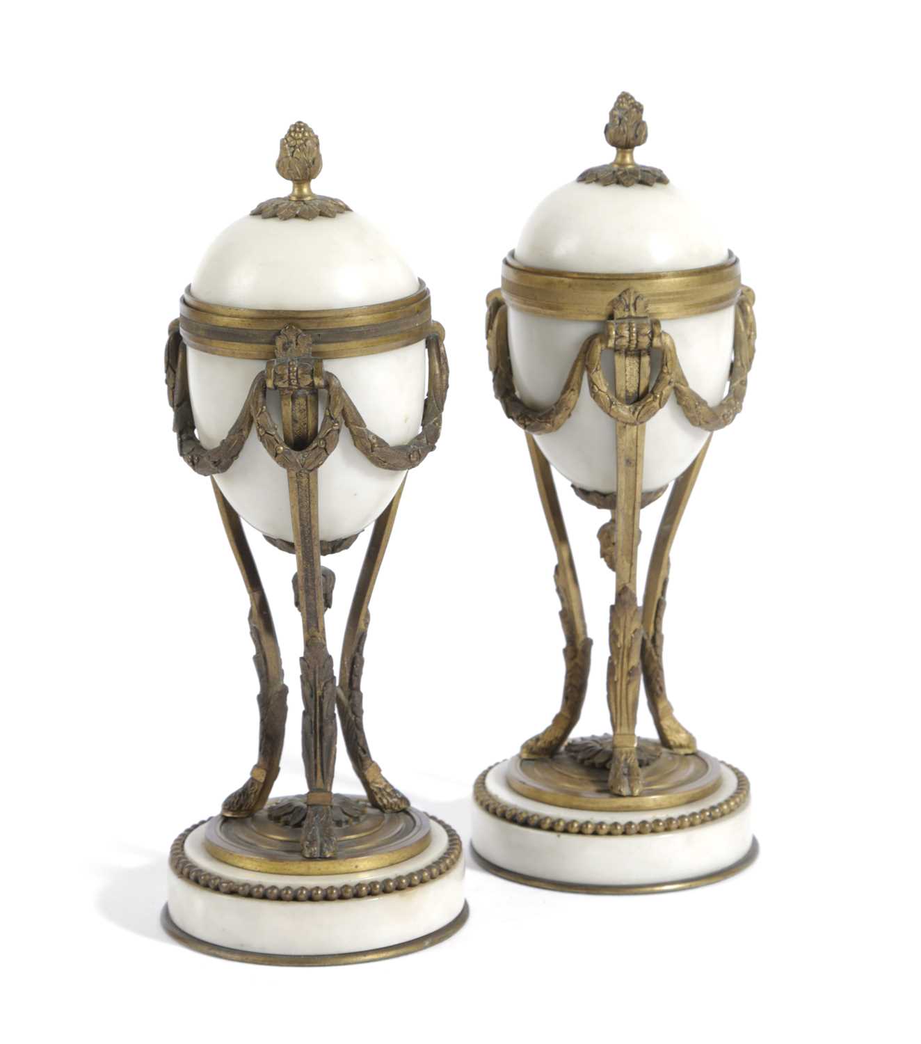 A PAIR OF FRENCH ORMOLU AND WHITE MARBLE CASSOLETTES IN LOUIS XVI STYLE, LATE 19TH CENTURY each with