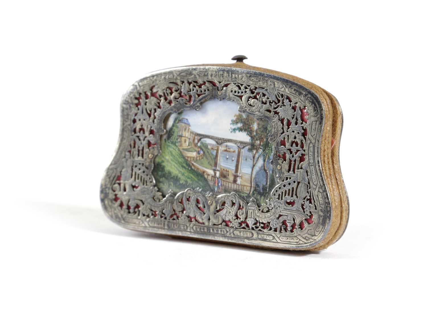 A VICTORIAN SILVER-GILT AND LEATHER PURSE LATE 19TH CENTURY with pierced chinoserie decoration in