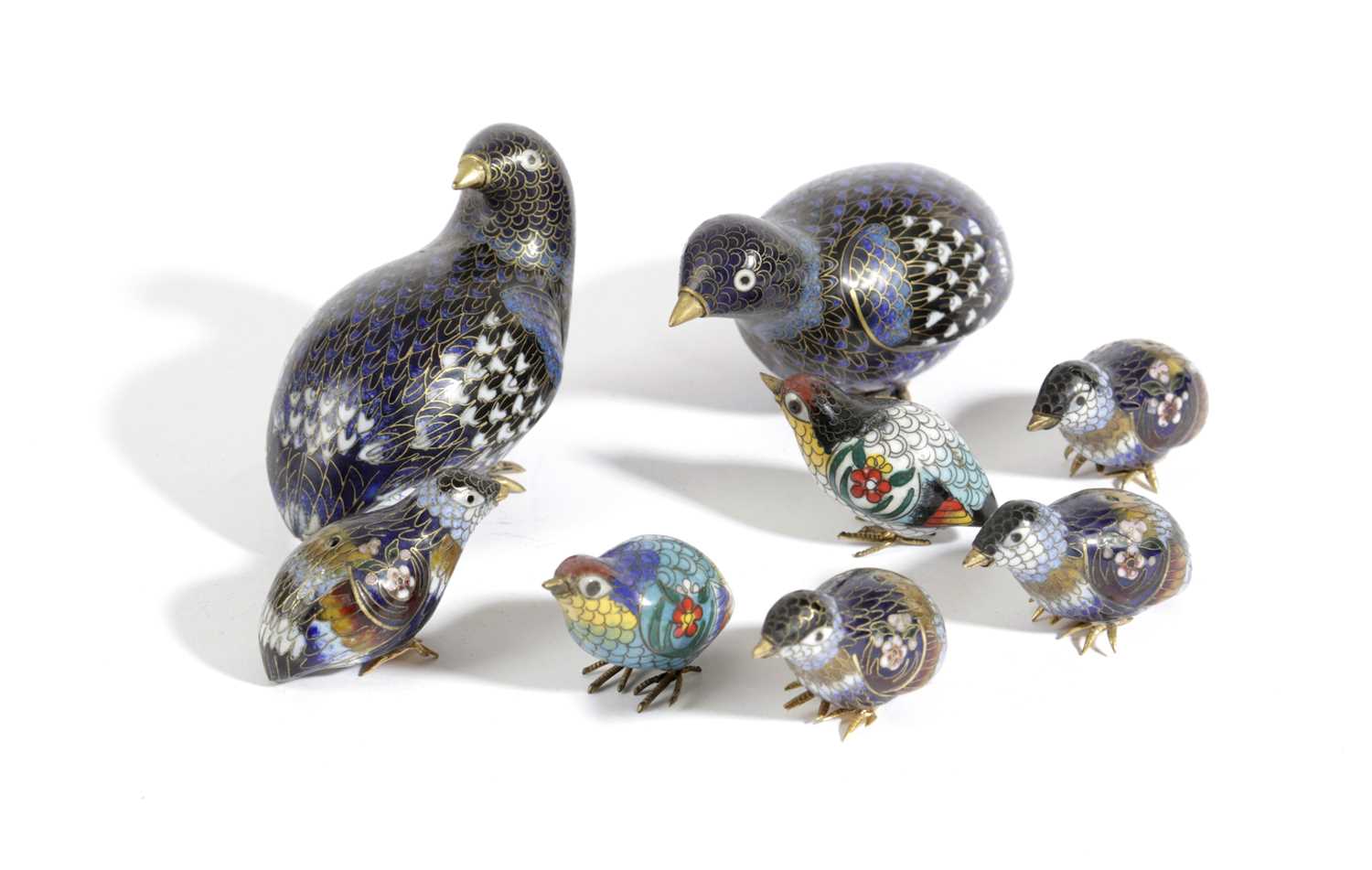 A COLLECTION OF EIGHT CHINESE CLOISONNE QUAILS AND CHICKS 20TH CENTURY in various poses (8) 6.5cm