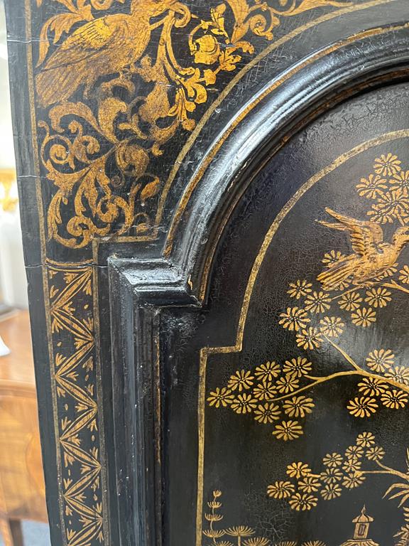 A BLACK JAPANNED AND GILT CHINOISERIE LONGCASE CLOCK JOSEPH COOKE AYLESBURY, MID-18TH CENTURY the - Image 13 of 73