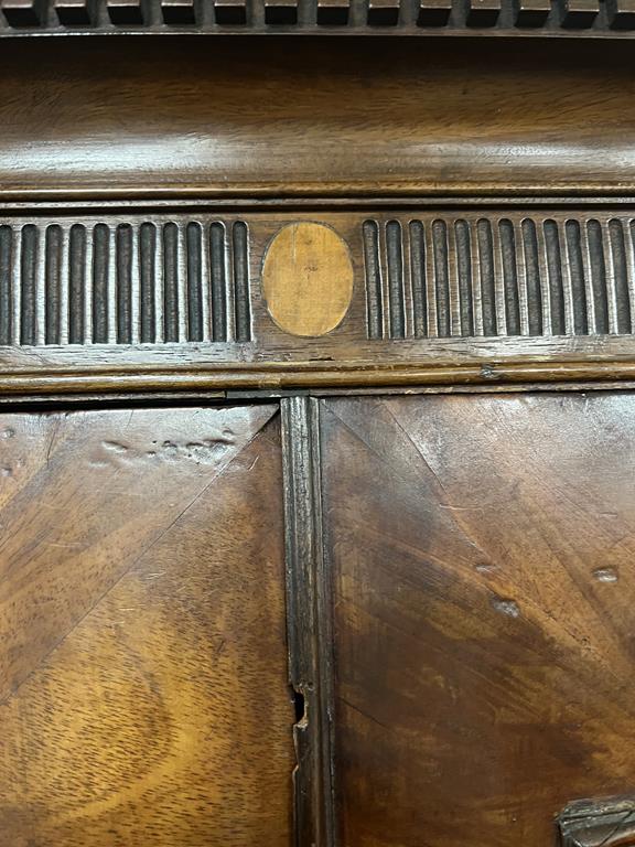 A GEORGE III MAHOGANY LINEN PRESS C.1770-1780 WITH LATER ADAPTATIONS with a pair of panelled doors - Image 2 of 13