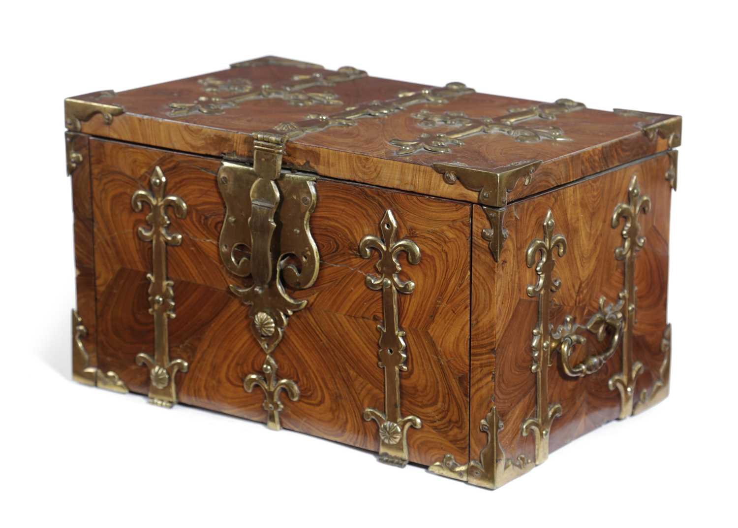 A KINGWOOD OYSTER VENEERED COFFRE FORT LATE 17TH / EARLY 18TH CENTURY with brass fleur-de-lis