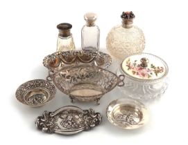 λ λA mixed lot of English and continental silver and metalware items,comprising: a silver and enamel