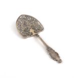 A late-19th century Russian silver serving slice,by Alexander Lyubavin, 1896-1908,trowel form, the