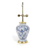 A DUTCH DELFT BLUE AND WHITE VASE TABLE LAMP LATE 18TH / EARLY 19TH CENTURY of baluster form,