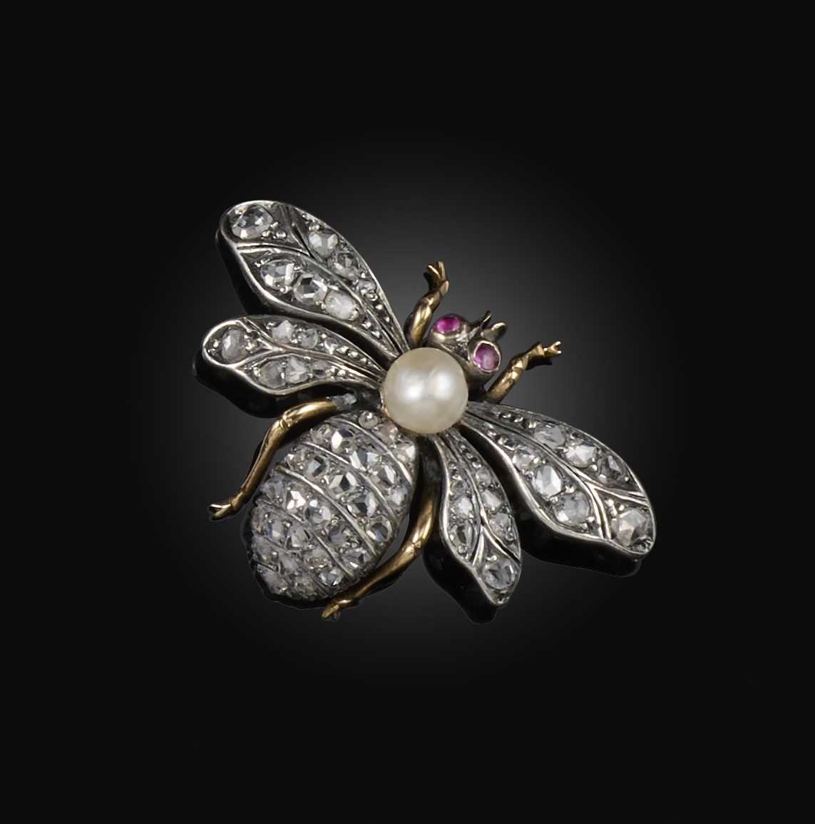 A pearl and diamond brooch, late 19th century, designed as a bee, set with rose-cut diamonds, its