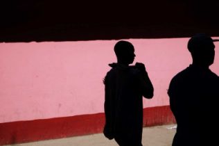 Claudia Legge (b.1989) Havana Street Photographic print, with certificate of authenticity 60 x