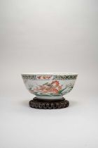 A CHINESE FAMILLE VERTE 'DRAGON' BOWL KANGXI 1662-1722 Painted with dragons and carp emerging from