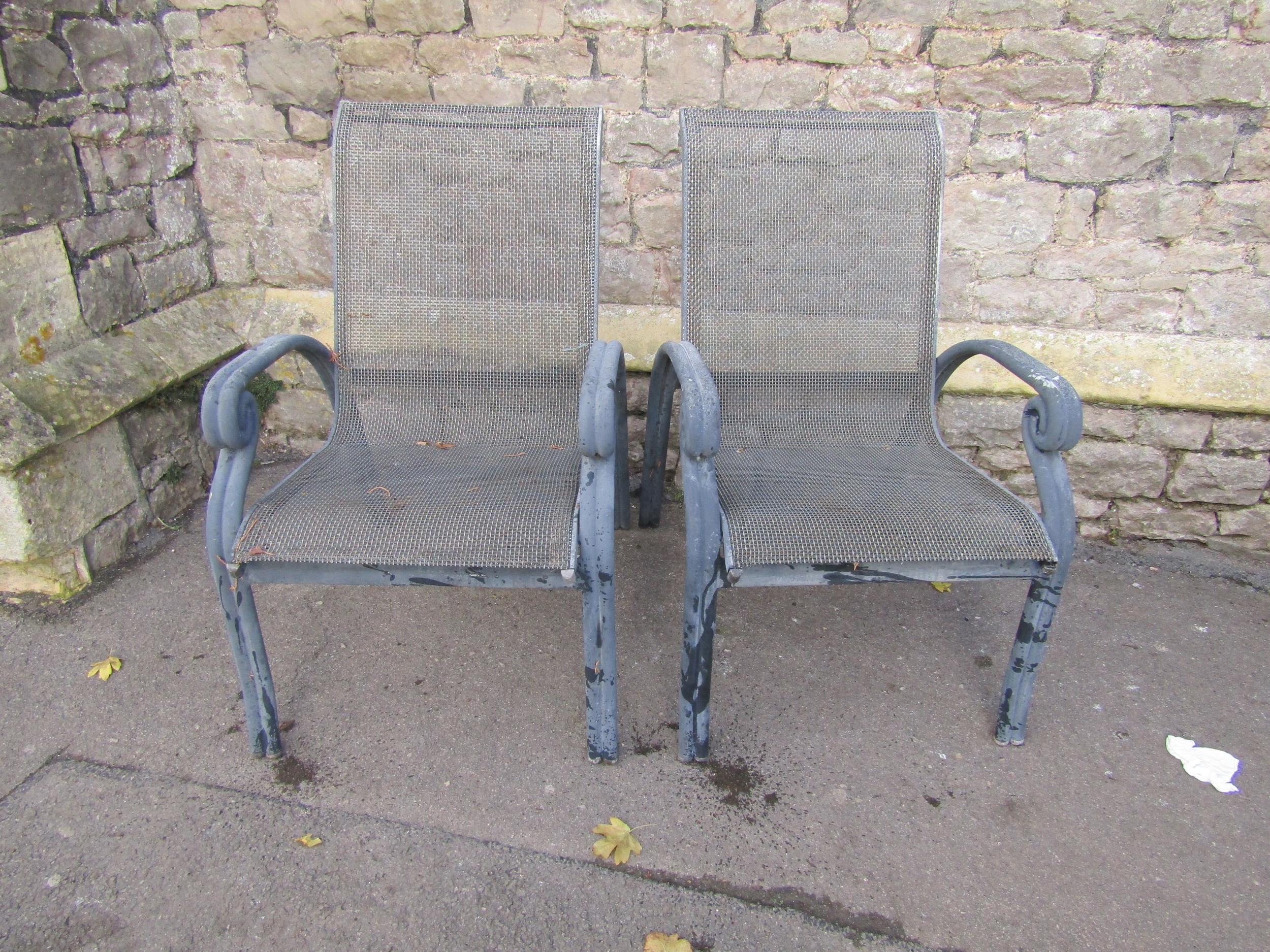 A green painted tubular steel framed two seat rocking garden bench with interlaced strapwork seat - Image 2 of 2