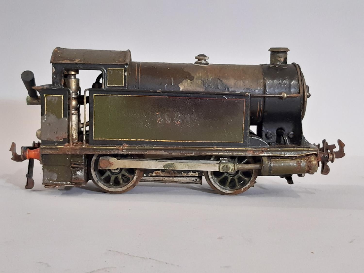 Interesting collection of vintage live steam engines including a 0 gauge 0-4-0 locomotive by Bing - Image 9 of 11