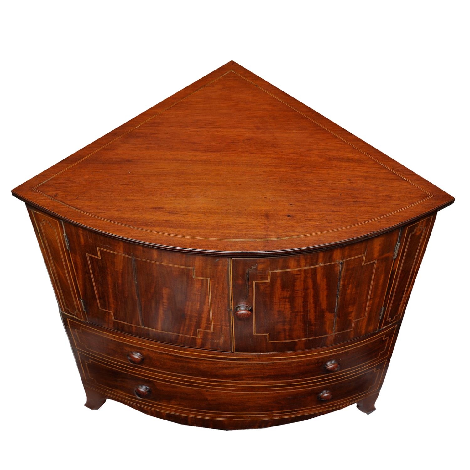 A Georgian mahogany corner commode with rising lid, with bowfronted outline, the front elevation - Image 5 of 5