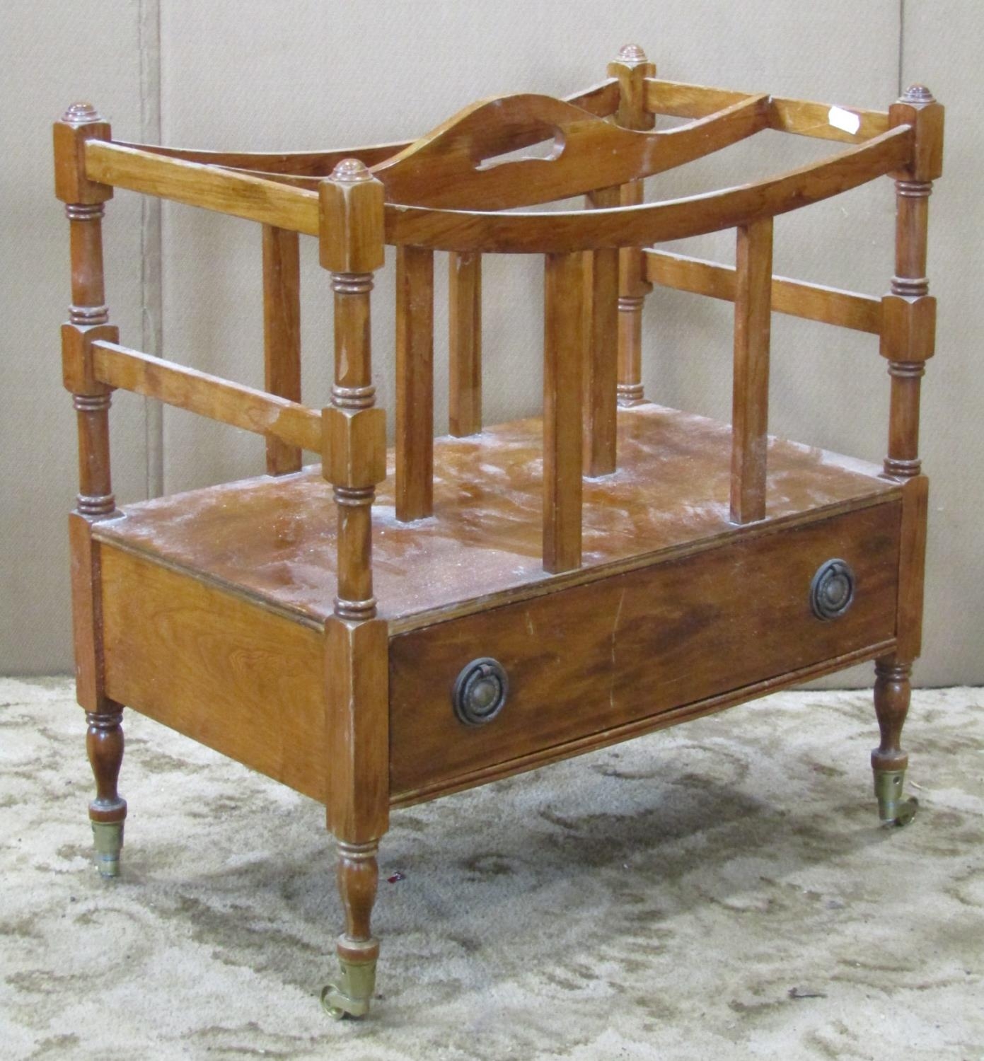 A reproduction bureau plat with serpentine moulded outline over three frieze drawers, 122 cm wide - Image 2 of 3