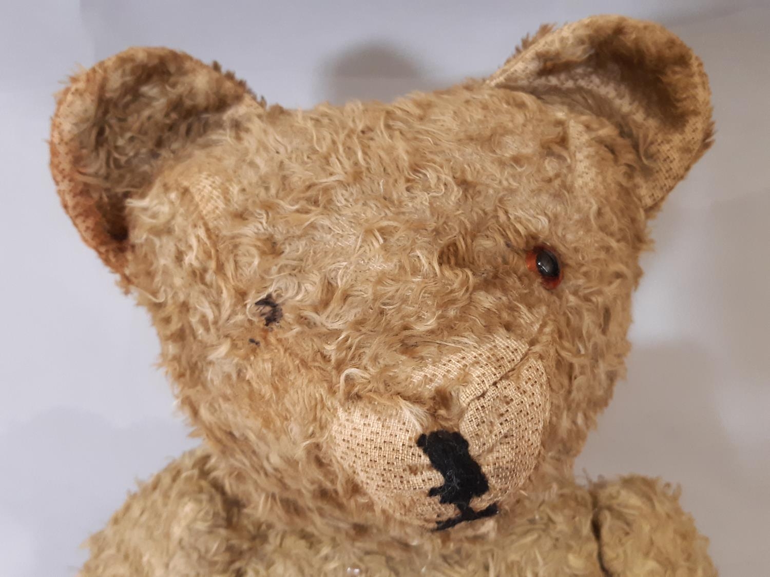 4 vintage teddy bears, all play worn including a tall firmly stuffed bear with stitched nose and - Image 5 of 5