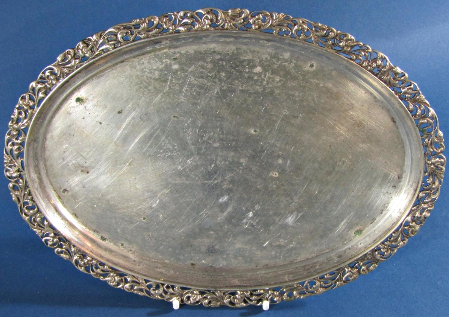 A silver metal oval dish with pierced foliate border bearing a Dutch rampant lion hallmark, maker ZZ - Image 2 of 7